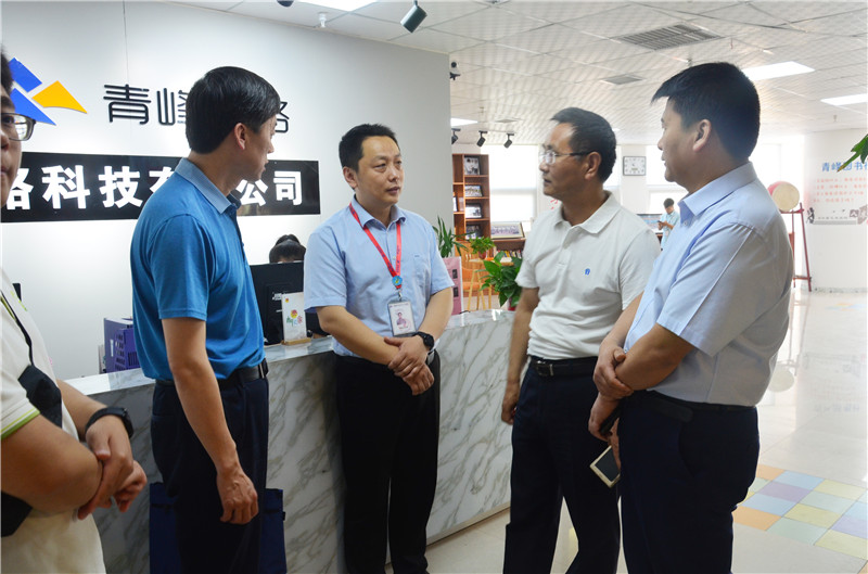 熱烈歡迎安陽(yáng)市委統(tǒng)戰(zhàn)部副部長(zhǎng)李春喜一行蒞臨我司參觀！